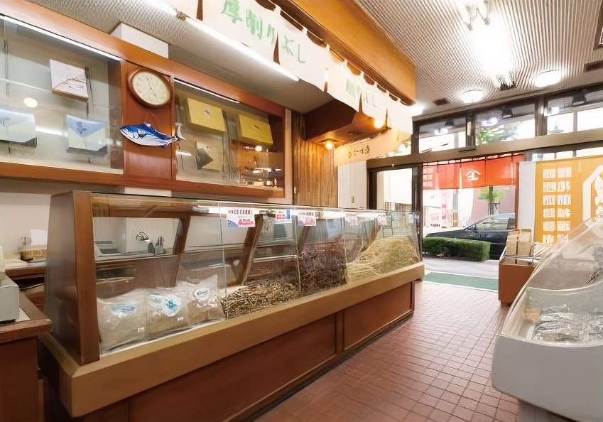 伊藤商店の店舗外観